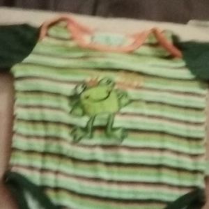 Baby clothes